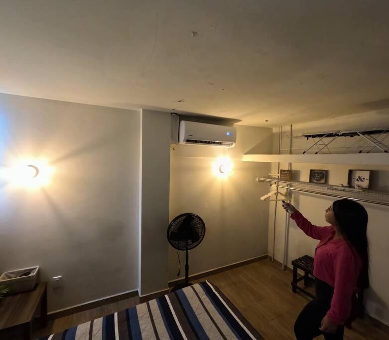 Апартаменты Departamento Privado7, 2 Camas Matri, Parking, Cocina Equipada, Wifi 65 Mb, 2 Climas,Centrico,Tv Smart Сьюдад-Вальес Экстерьер фото
